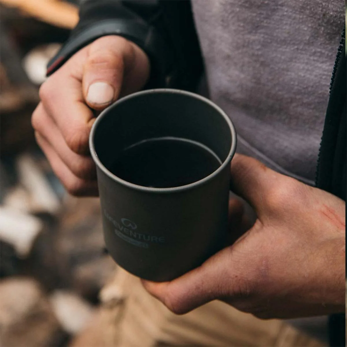 Lifeventure Titanium Mug 400ml - Image 2